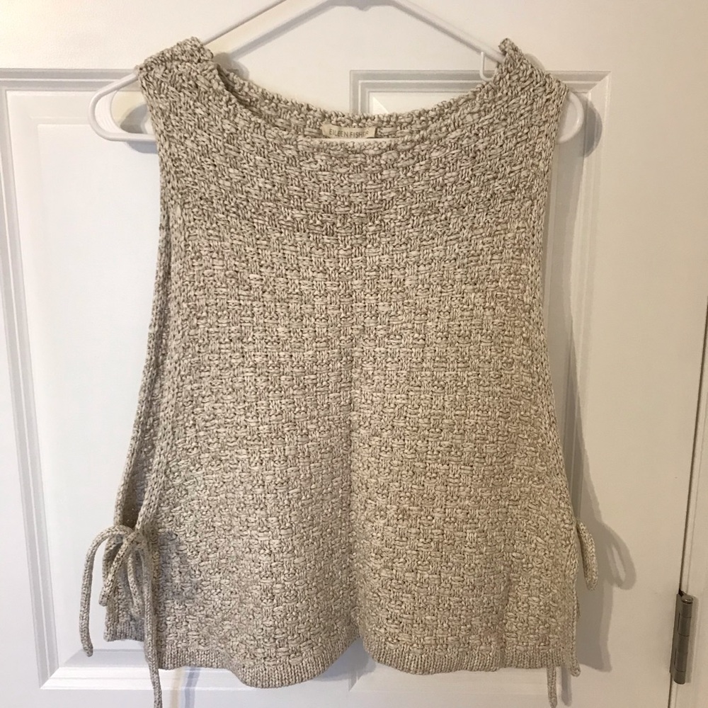 Eileen Fisher cream sleeveless knit shirt - size small